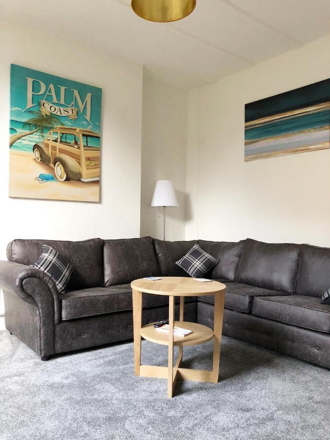 April Lodge Summer Breeze -3Bed-Sleeps 6-Parking-Walk To The Beach-Spacious-Families-Groups-Professionals-Contractors Welcome Bournemouth Exterior foto